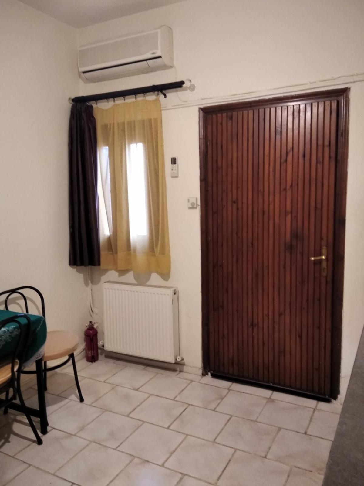 Apartment Labyrinthos *